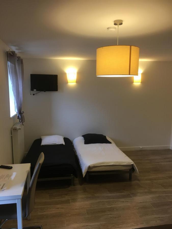 Chambres D'Hote Les Bredins Saint-Menoux ภายนอก รูปภาพ