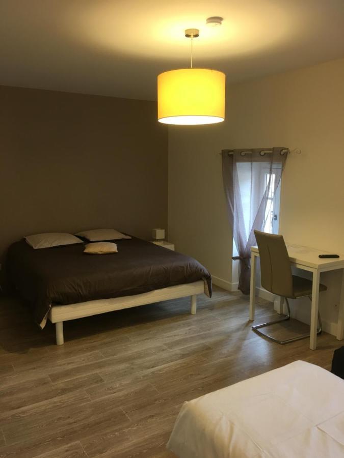 Chambres D'Hote Les Bredins Saint-Menoux ภายนอก รูปภาพ